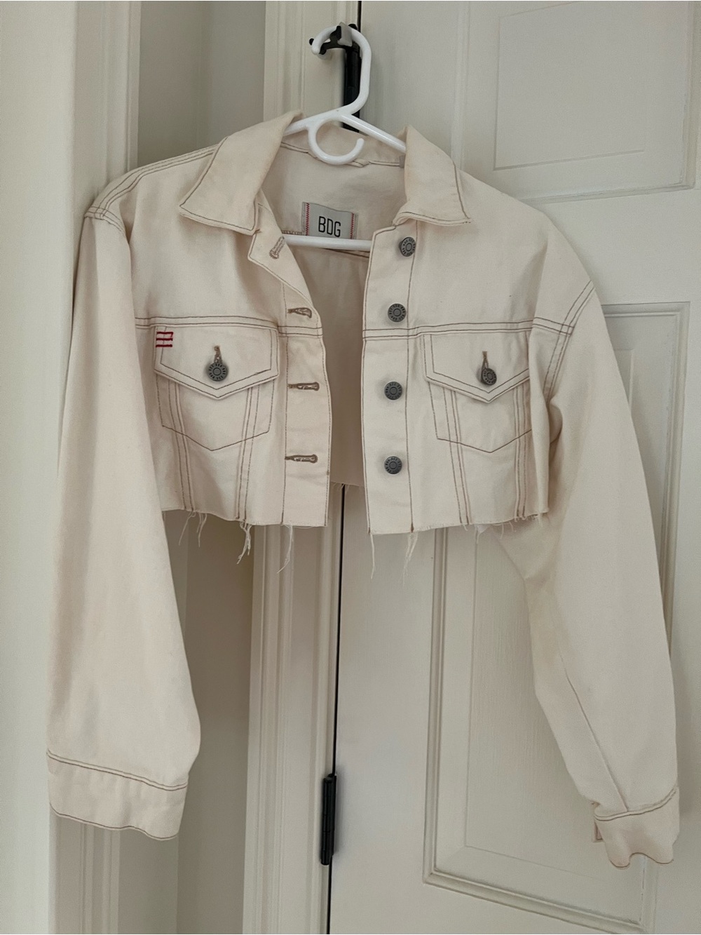 Urban Outfitters Cropped Cream Denim Jacket - Women's